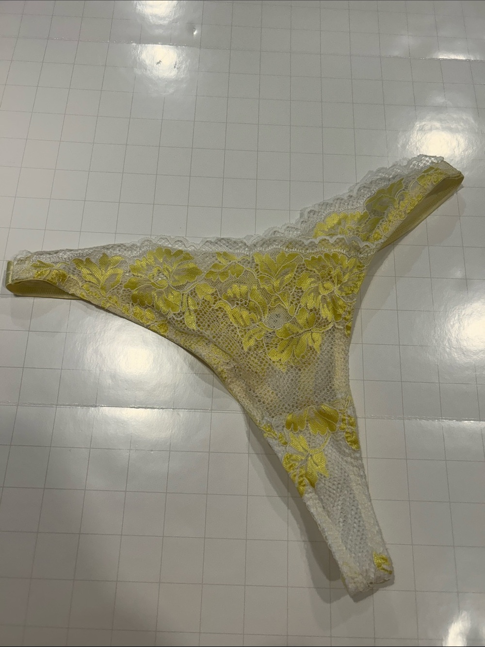 For bundles only - Lounge - Lace panties thong - Yellow M